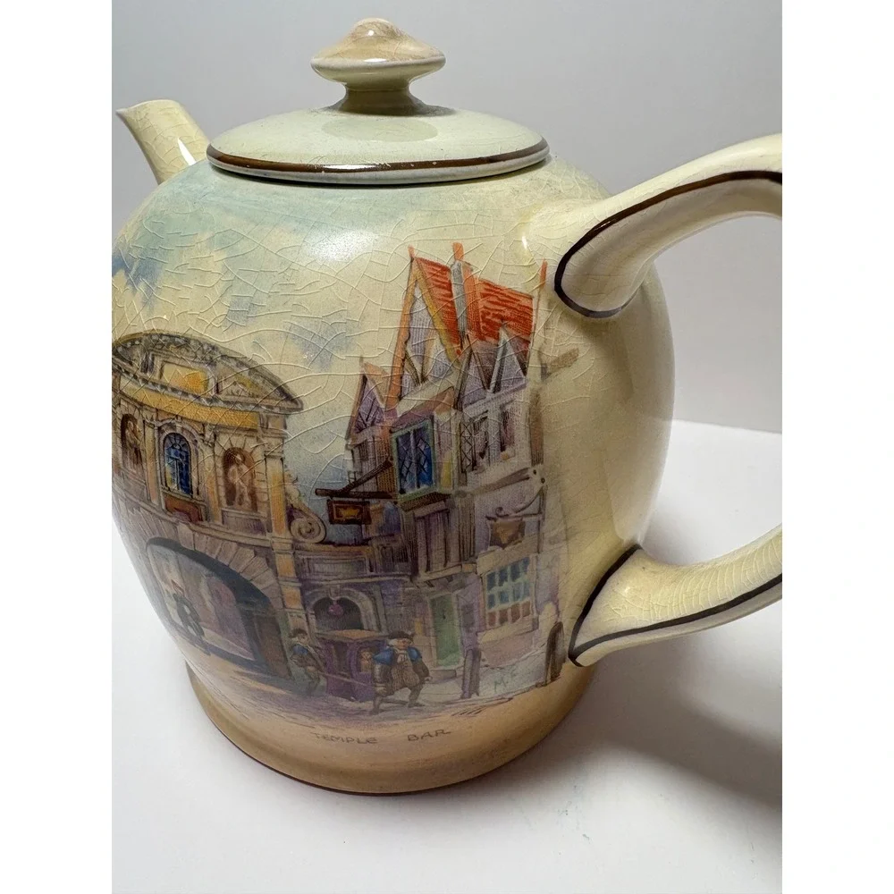 Vintage Temple Bar Historic England Teapot w Crackle Glaze Royal Doulton D5940